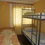 Zeleni Most Hostel *